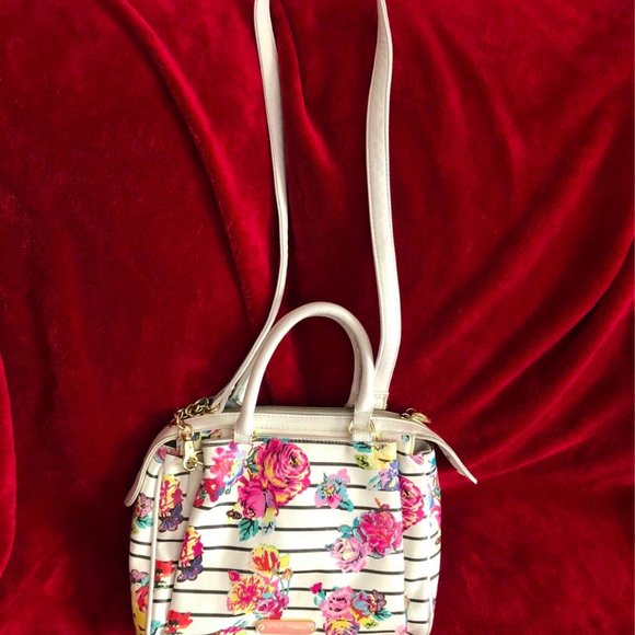 betsy johnson purse - Picture 2 of 9